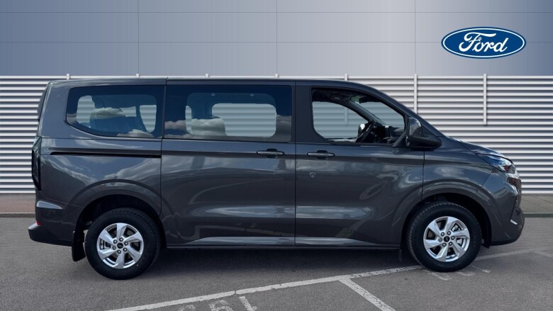 Ford Tourneo Custom 320 L1 Diesel Fwd 2.0 EcoBlue 136ps H1 Zetec 8 seater Auto